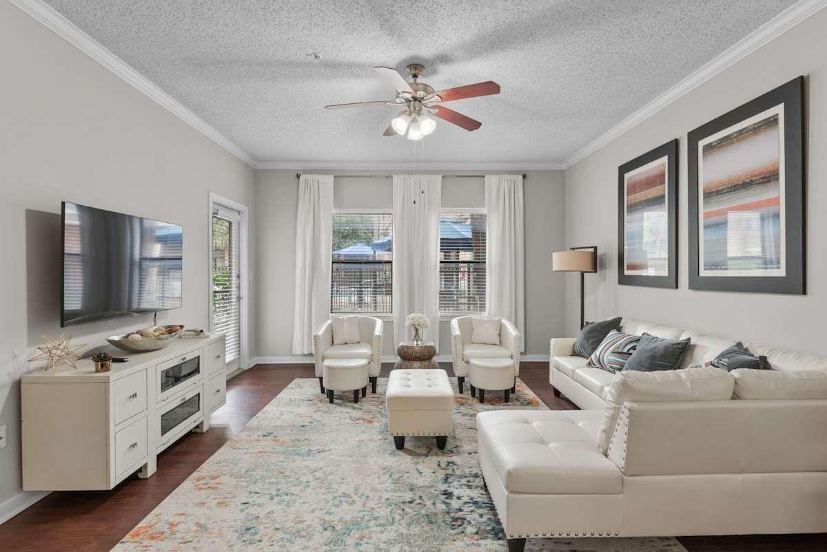 8383 El Mundo St - Photo 6 of 27
