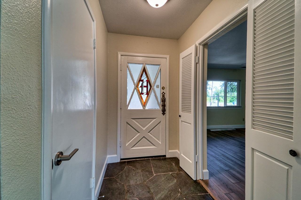 3900 Lincoln Rd - Photo 5 of 5