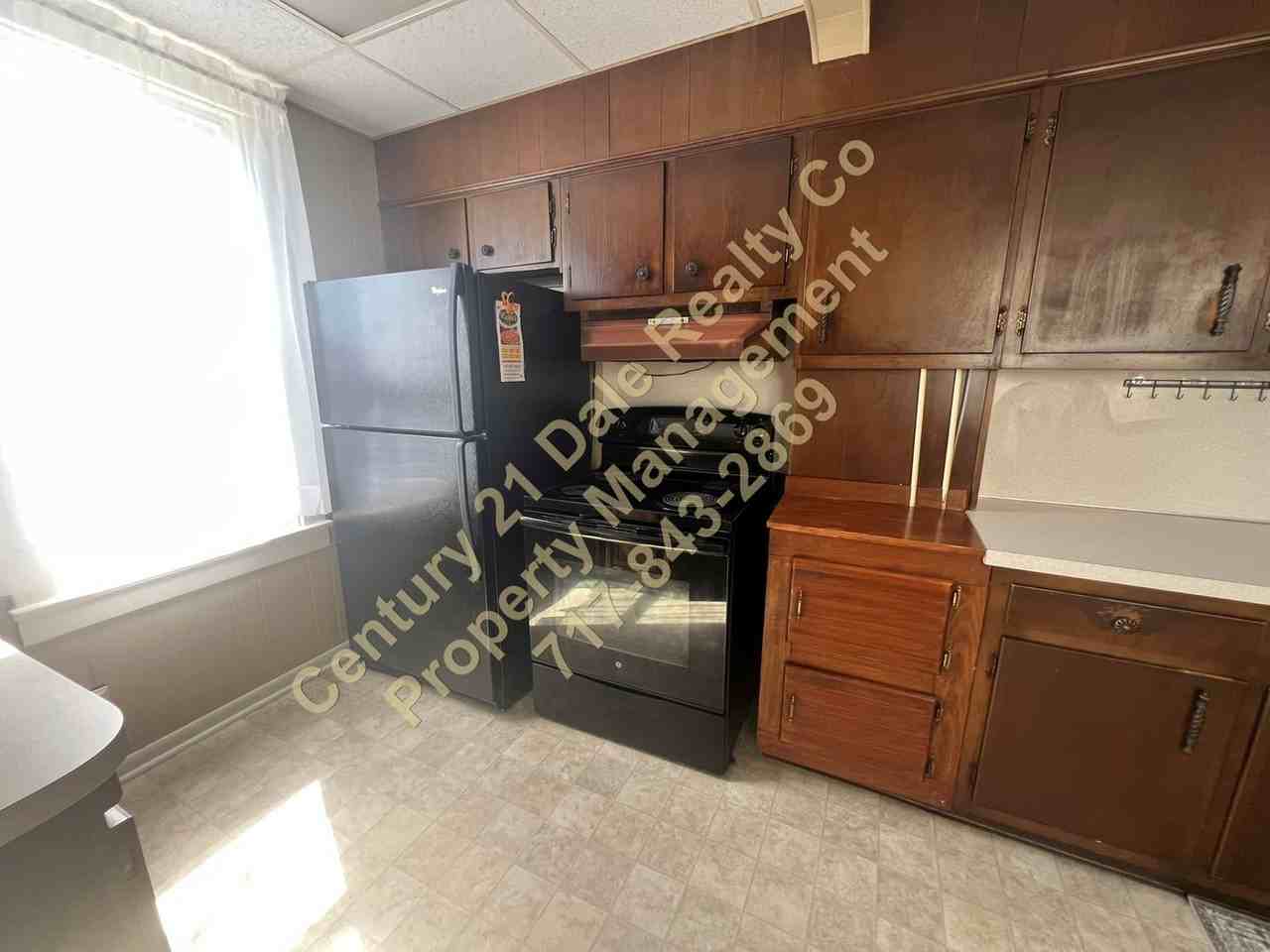 19 E High St - Photo 4 of 23