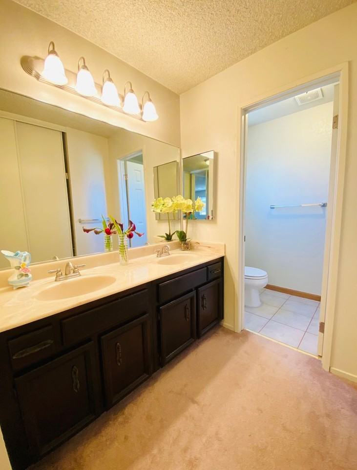 208 Cardinal Way - Photo 3 of 11