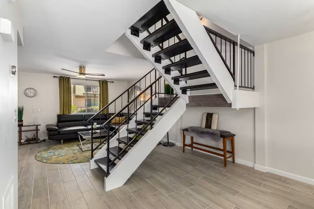 4201 N Miller Rd - Photo 4 of 25