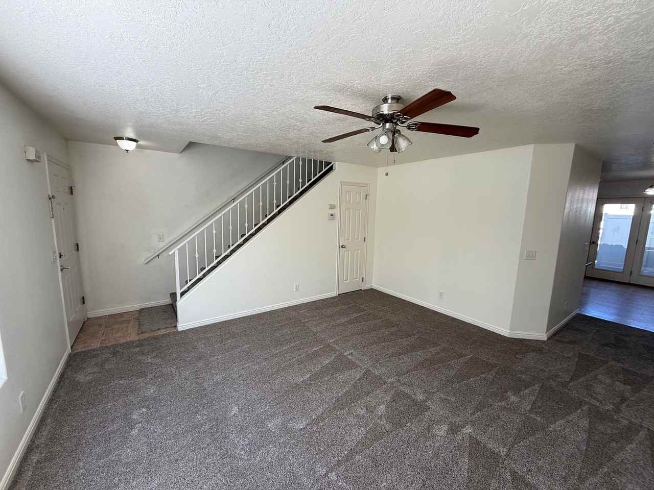 1148 Northfield Rd #33 - Photo 5 of 26