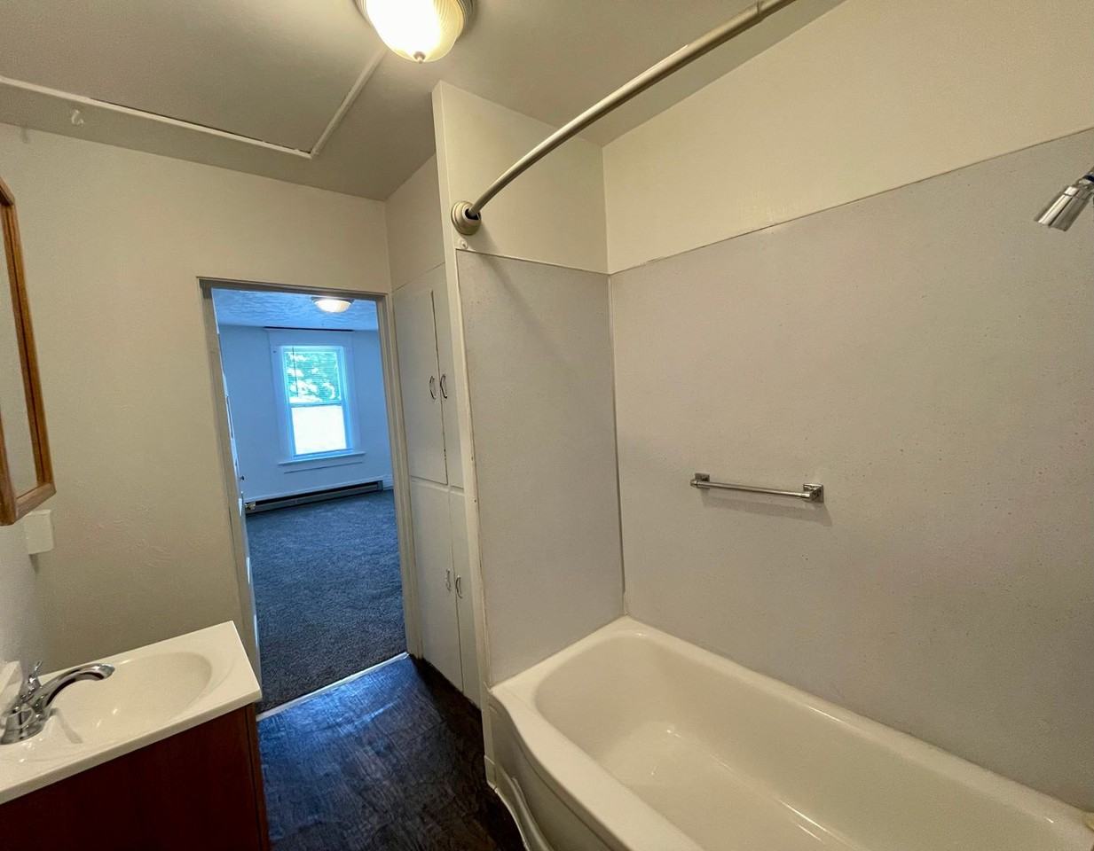 1125 W 11th Ave - 14 Unit - Photo 6 of 24