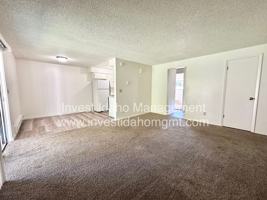 featured image of 3970 W Glenn St