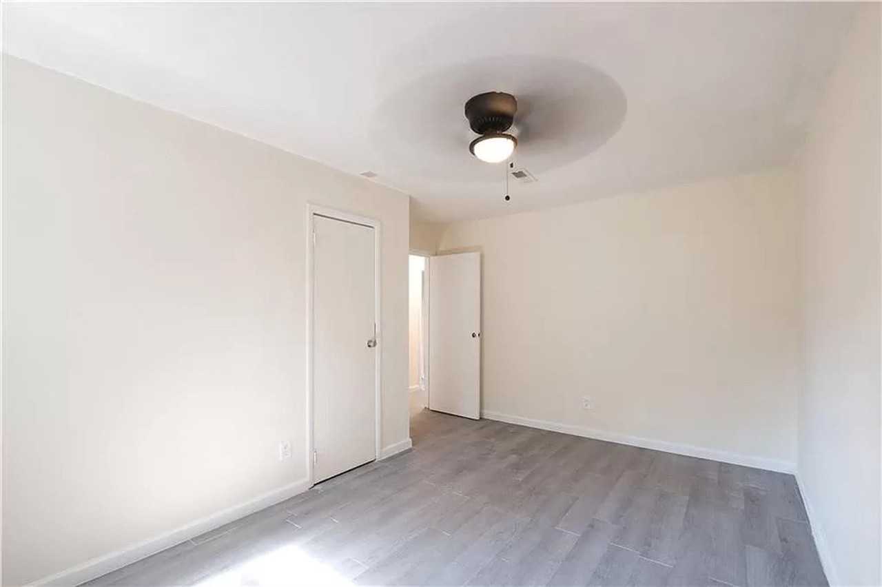 85 Delmoor Dr Nw - Photo 2 of 13