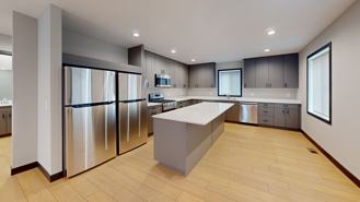 885 21st Ave Se - Photo 1 of 1