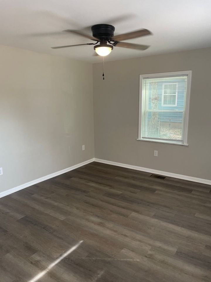 3510 Tyler St - Photo 2 of 10