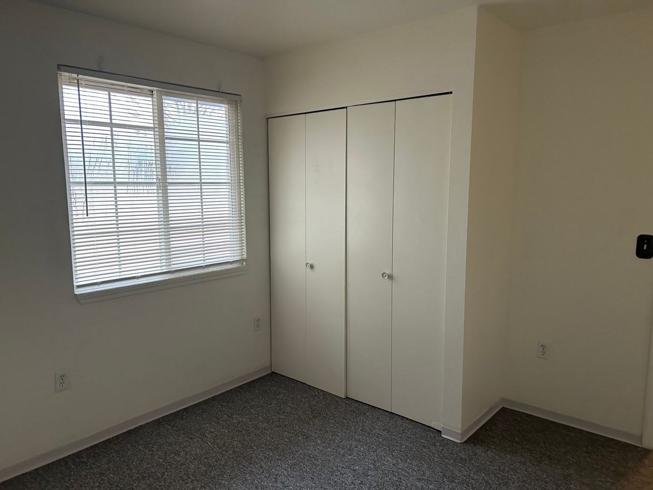 E. "S" Street - Photo 5 of 26