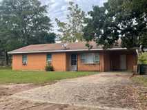 2200 Pat St - Photo 1 of 1