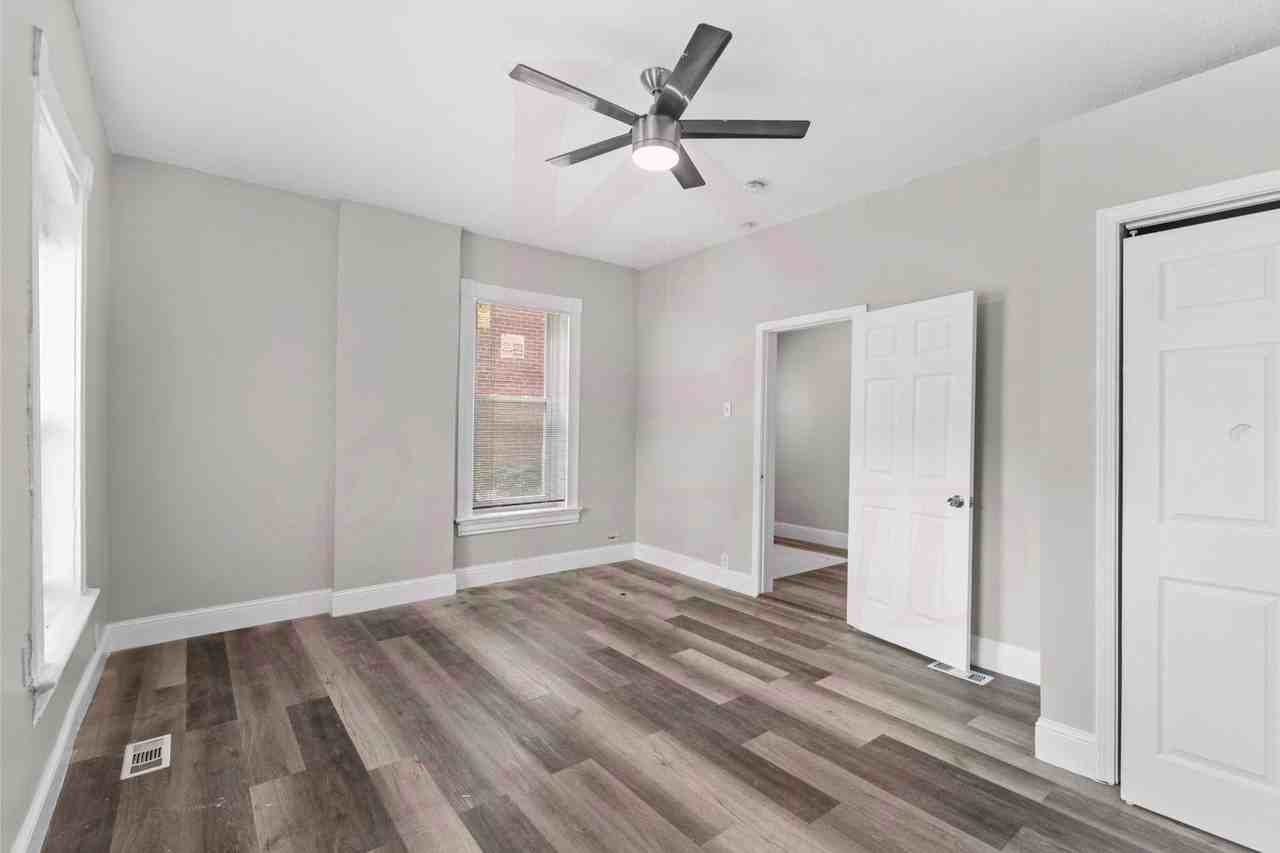 3245 Texas Ave - Photo 6 of 12