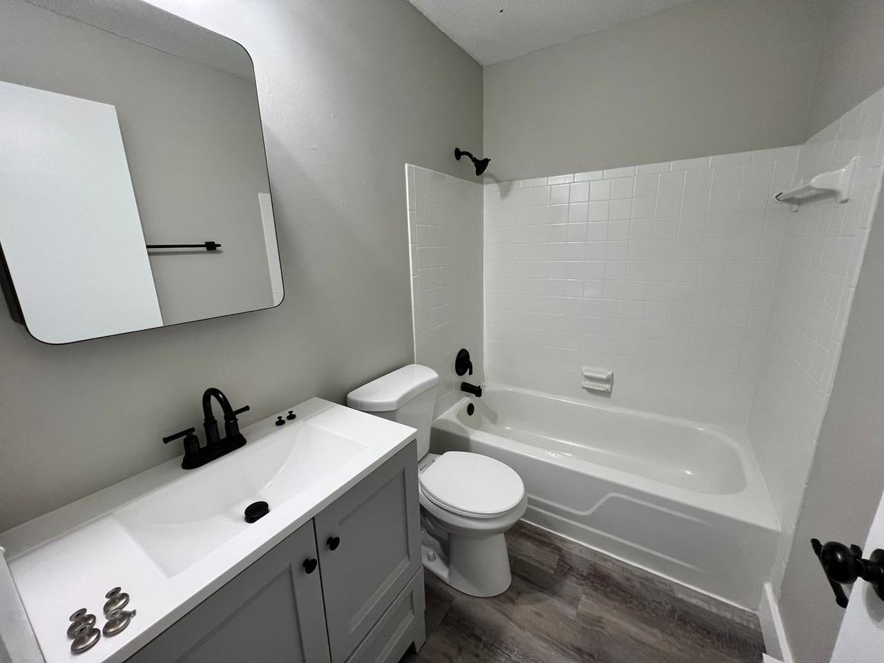 1708 Franklin Ave - Photo 3 of 5