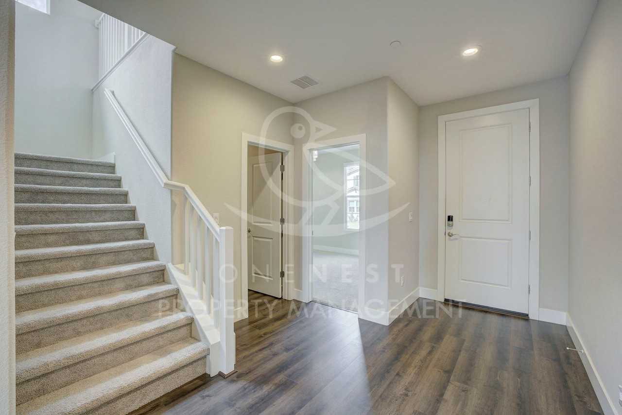 1413 Stark Bridge Road - Photo 4 of 31