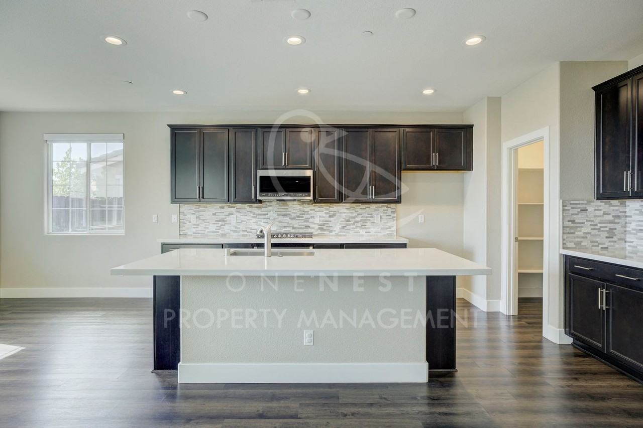 1413 Stark Bridge Road - Photo 7 of 31