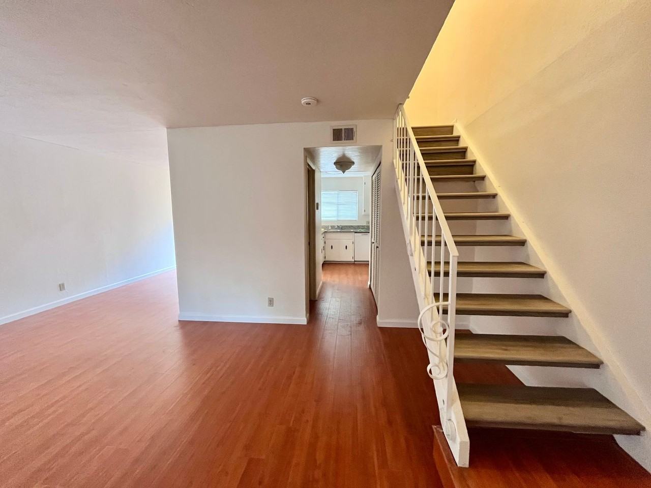 2091 Alta Loma St - Photo 3 of 30