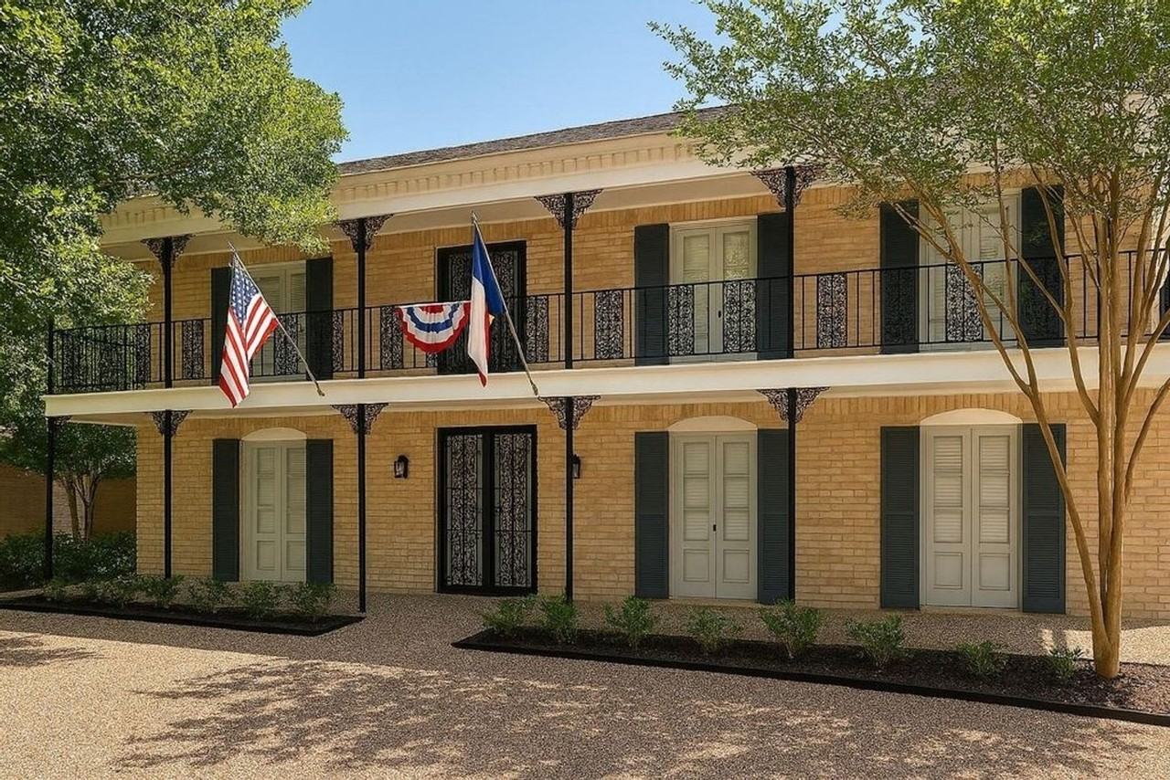 10507 Cypresswood Dr - Photo 2 of 32