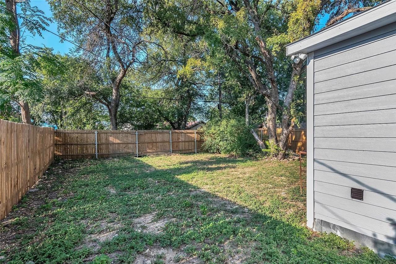 5432 Houghton Ave - Photo 6 of 25