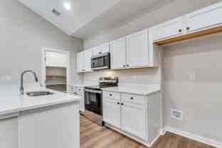 903 S Blaine St - Photo 1 of 1