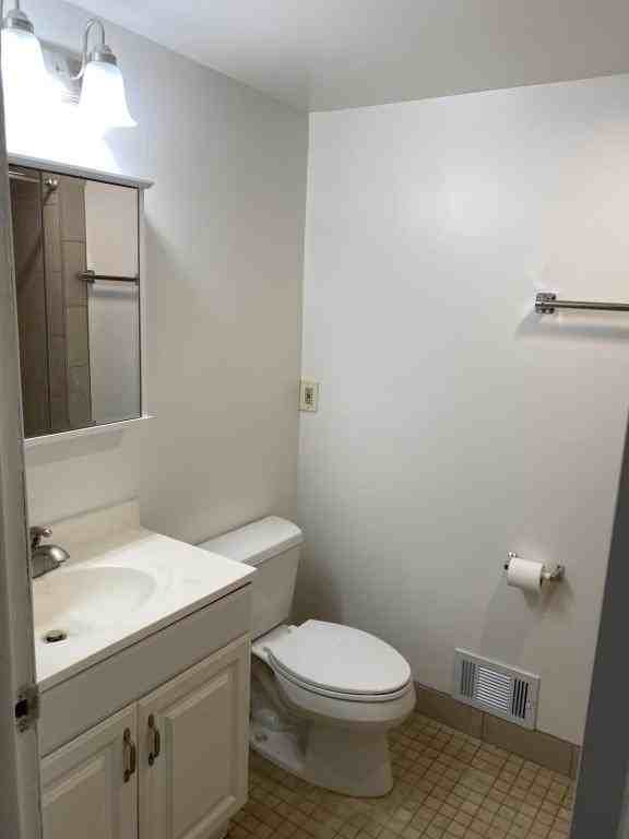 7141 Colbert St - Photo 5 of 8