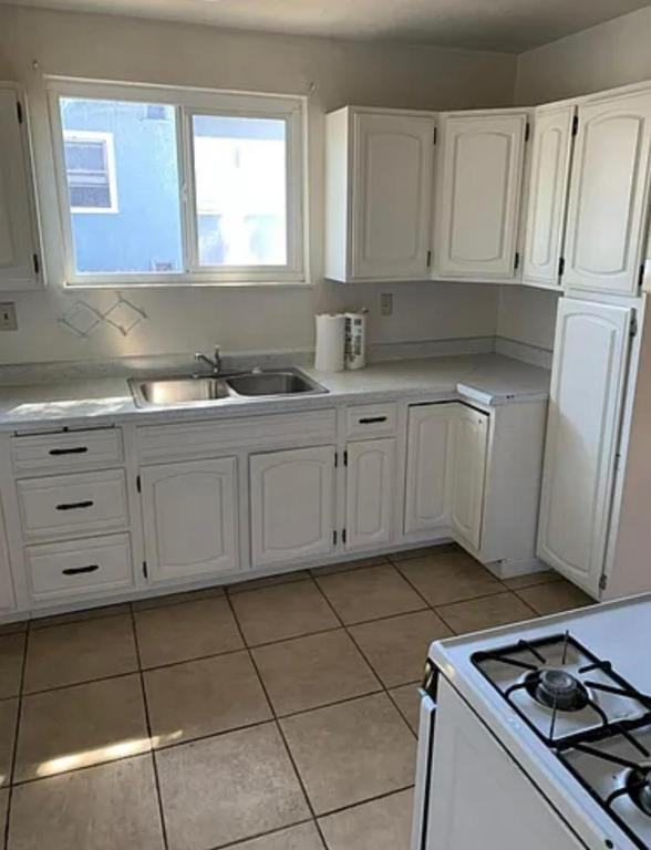 1119 Kentucky St #A - Photo 5 of 8