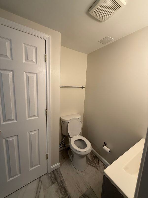 1212 Ware Street Southwest - Photo 4 of 7