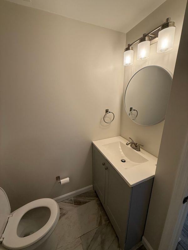 1212 Ware Street Southwest - Photo 5 of 7