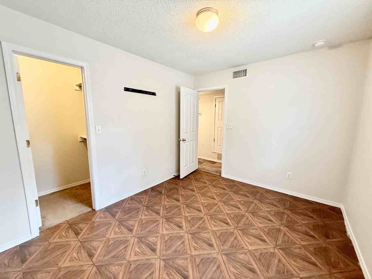 12720 Tierra Mina Dr - Photo 3 of 39