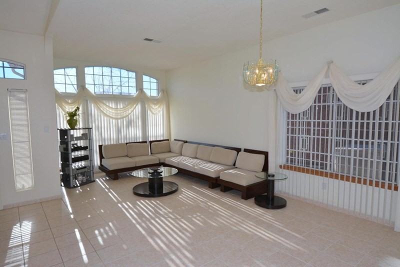 9309 Holm Bursum Dr NW - Photo 2 of 20