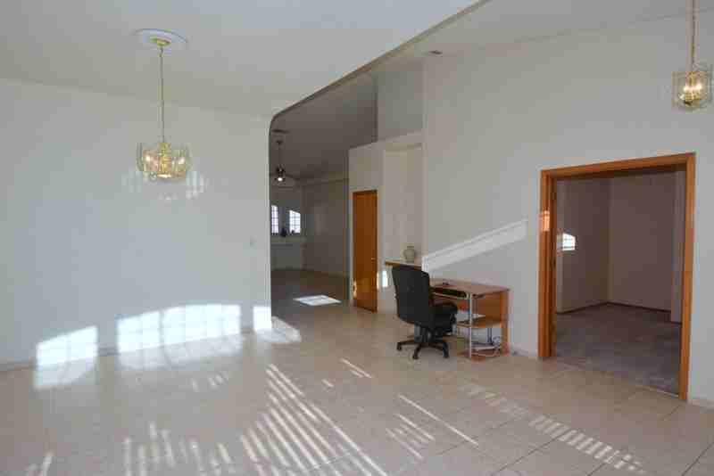 9309 Holm Bursum Dr NW - Photo 3 of 20