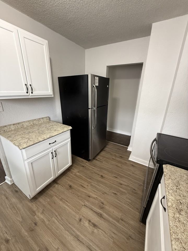 4229 Virginia Avenue #A - Photo 5 of 11