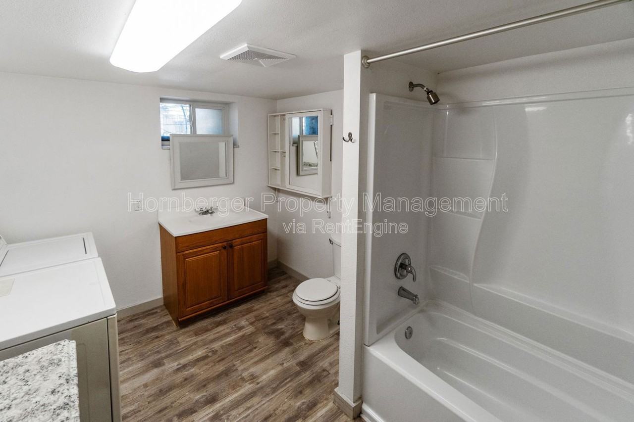 1128 West Jackson Avenue #2 - Photo 7 of 10