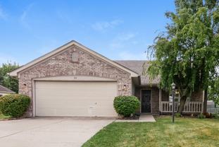 103 Longfellow Ln - Photo 1 of 1