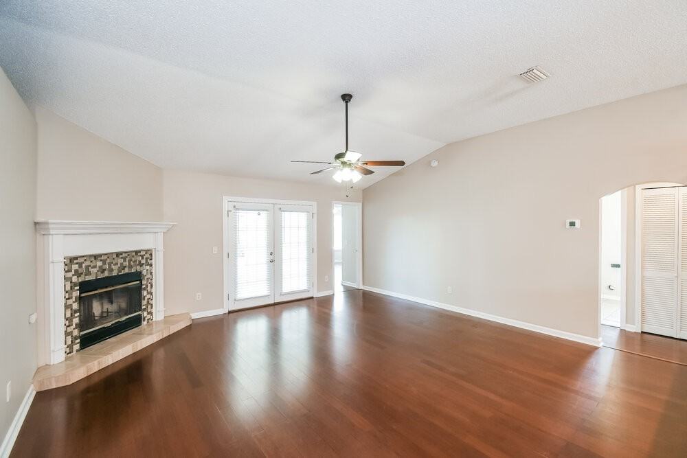 3279 Chad Bourne Dr - Photo 3 of 16