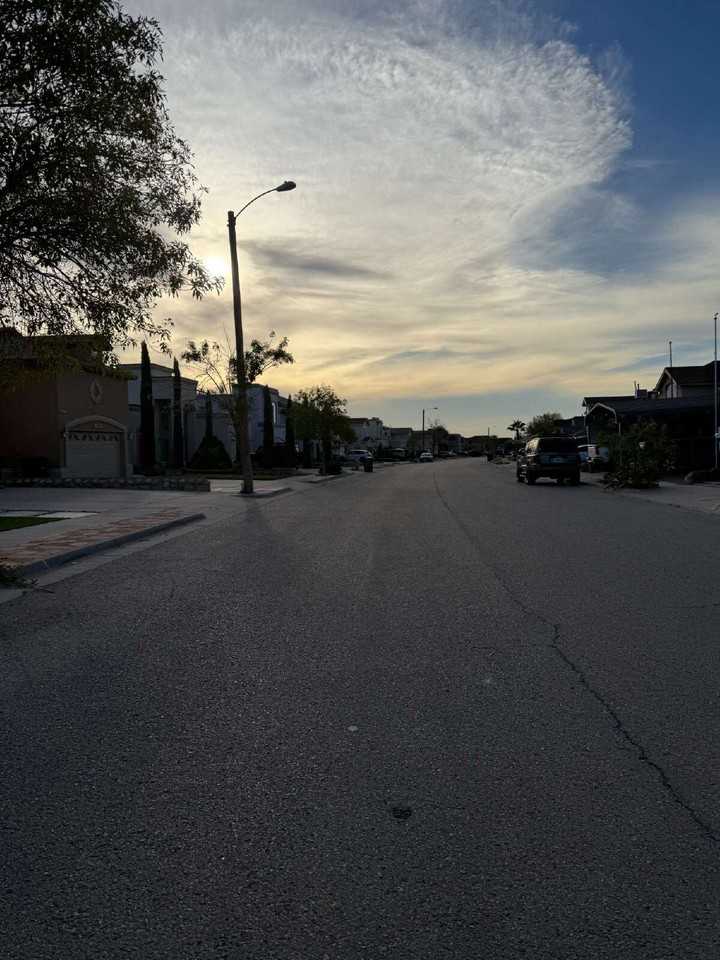 12253 Holy Springs Court - Photo 4 of 38