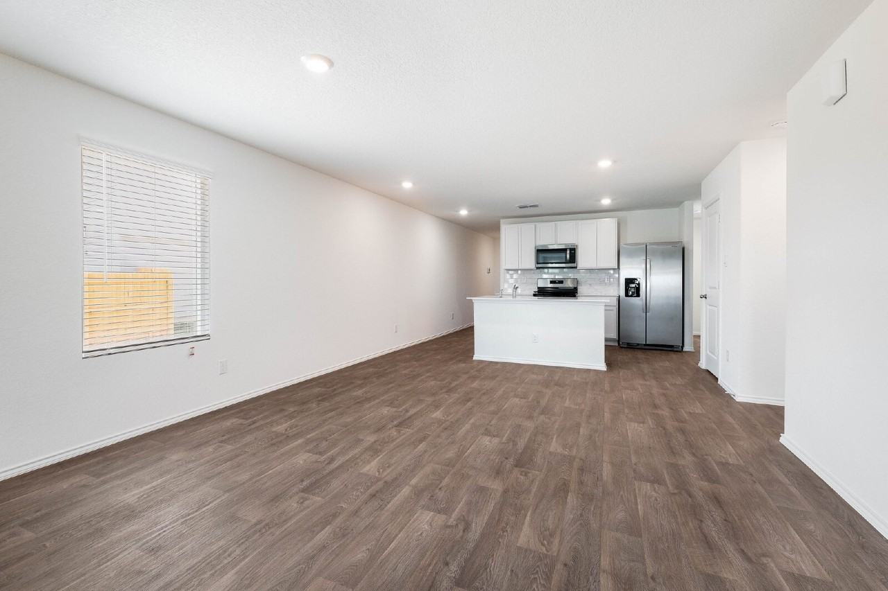 15203 Sacred Bis - Photo 3 of 18