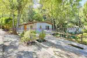 featured image of 215 Bungalow Ave