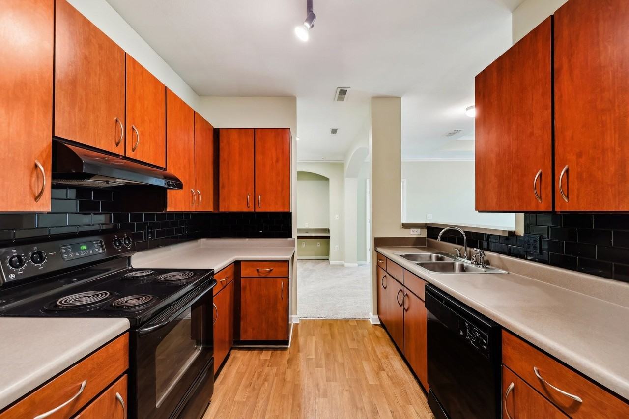 Wesley Providence Apartments at Stonecrest - Photo 6 of 51