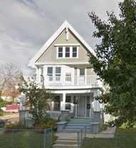2500 S 7th St #4 - Photo 1 of 1