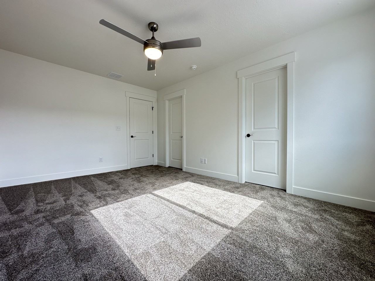 719 N Aly #1 - Photo 2 of 15