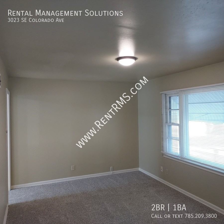 3023 Se Colorado Ave - Photo 3 of 23