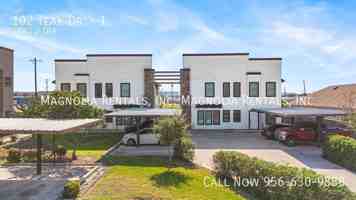 featured image of 102 Teak Dr #1