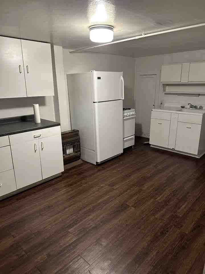 207 N Church Ave #6 - Photo 5 of 7