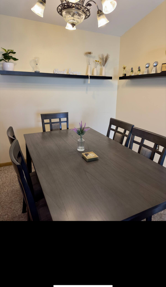 1736 State St #1736 - Photo 3 of 5