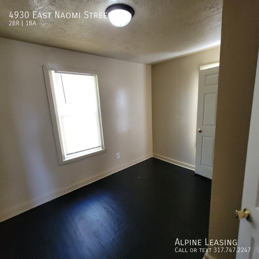 4930 East Naomi Street - Photo 5 of 5