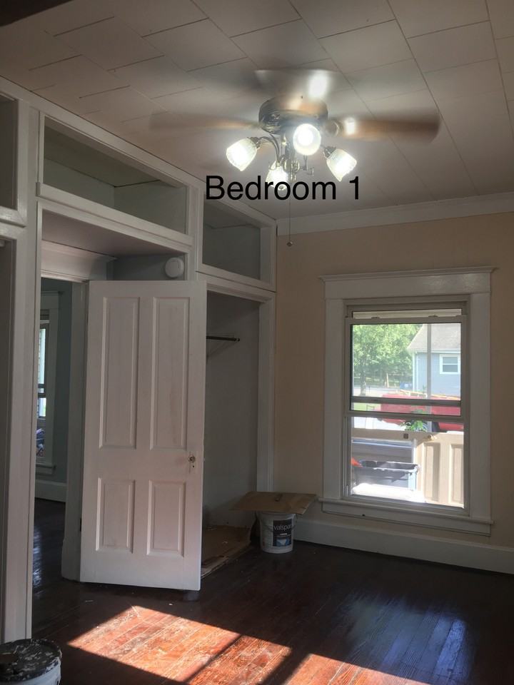 302 Elles Ave #NA - Photo 7 of 11