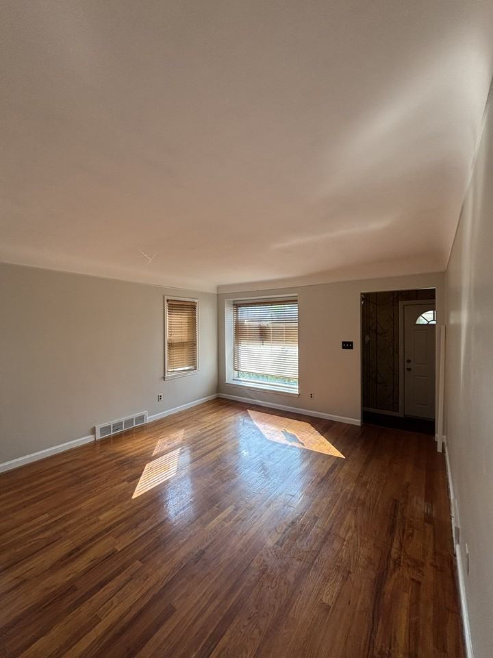 1429 Venice St #NA - Photo 6 of 14