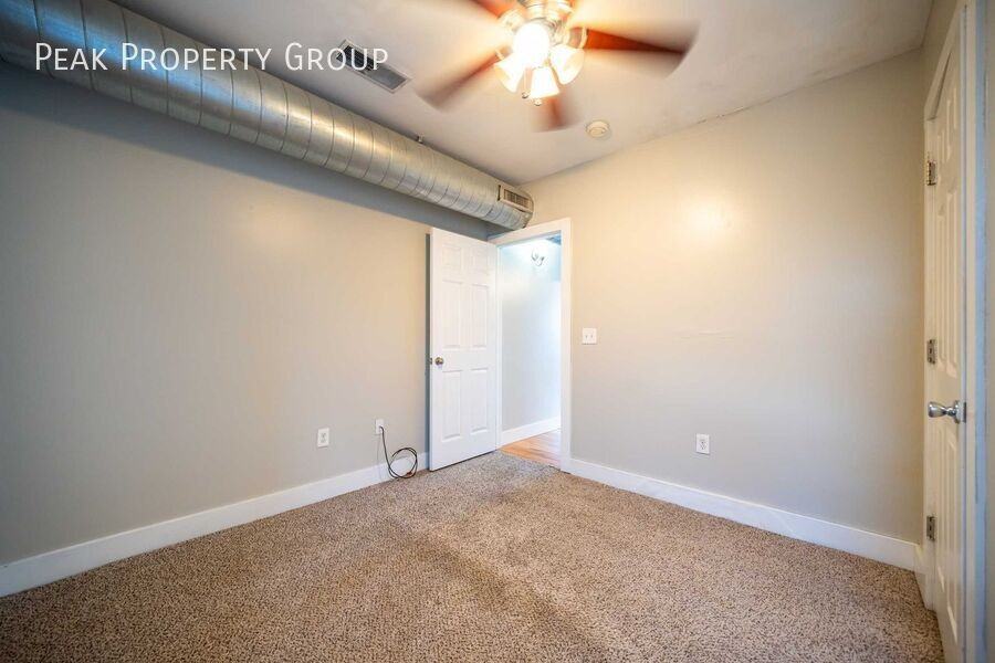 1645 North Pearl Street - Photo 7 of 15