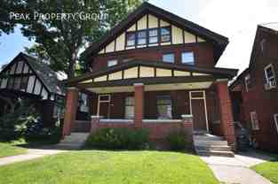 2074 Summit St - Photo 1 of 1