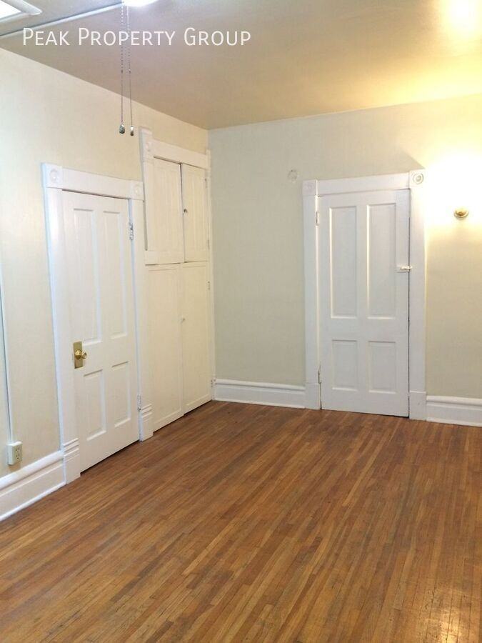 248 1/2 W 5th Ave Rear - Photo 3 of 8