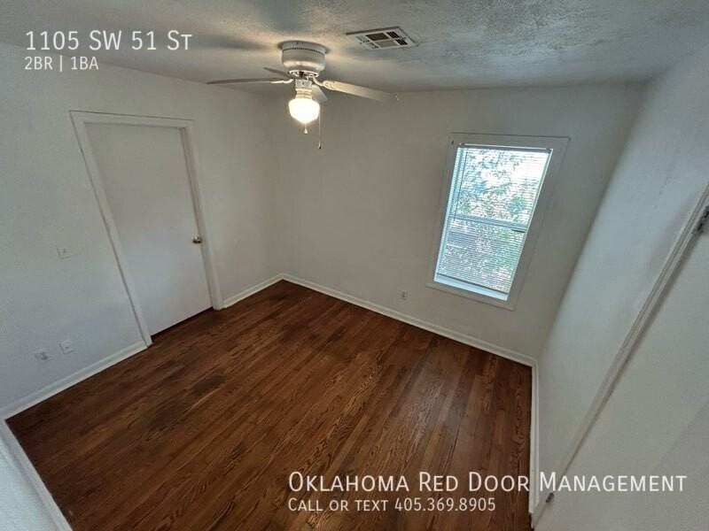 1105 Sw 51st St #51 - Photo 3 of 10