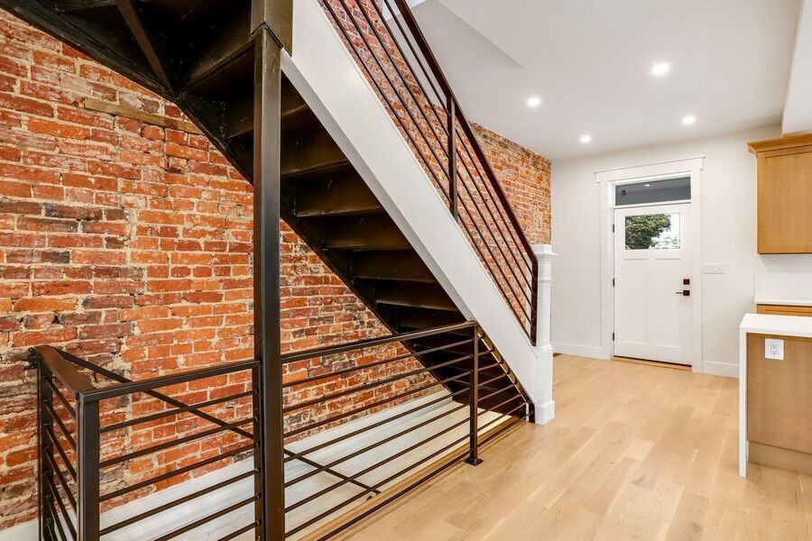 1336 Newton St Nw - Photo 6 of 50